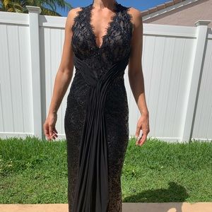 Long, formal Gown only worn twice!